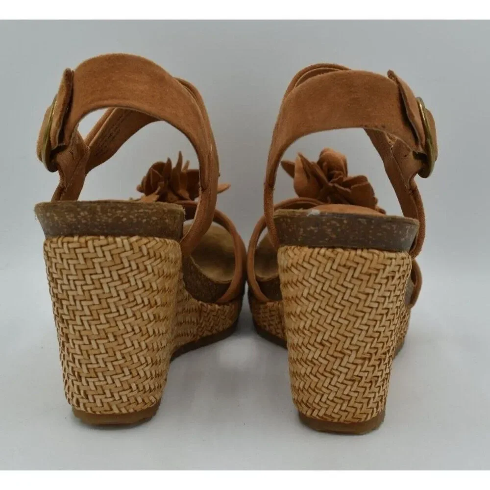Sofft‎ Womens Size 11 Cali Ginger Tan Suede Wedge Open Toe Floral Sandals Shoes